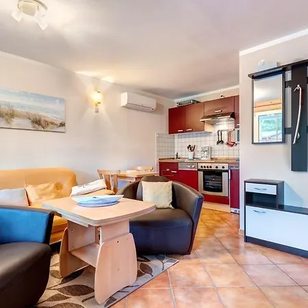 Holiday home Ferienhaus Bergstrasse 5 Korswandt